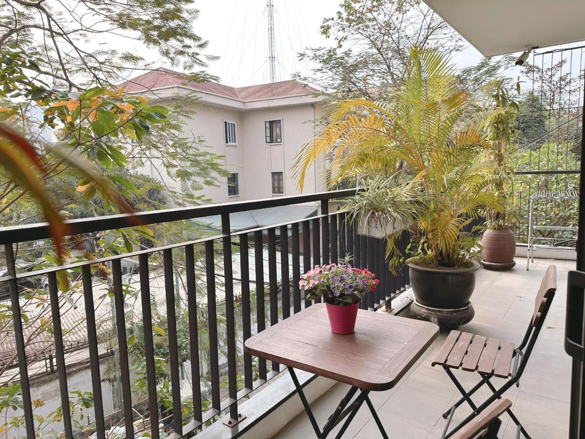 Luxe Paradise Residence Trinh Cong Son Hanoi Luaran gambar